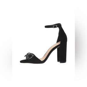 Jewel Badgley Mischka Milagross Black Suede Bow Ankle Strap Sandals Size 7.5 LNC